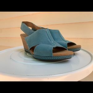 LIKE NEW Blue Clarks Wedges